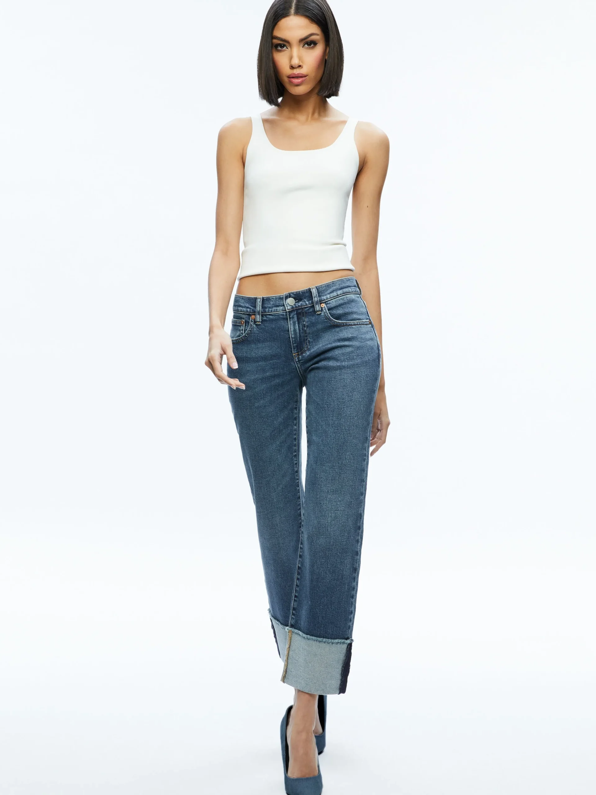 Alice and Olivia JEAN SHOP|VALENTINE'S DAY EDIT*ABILENE LOW RISE CUFFED JEAN