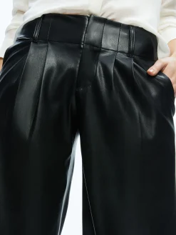Alice and Olivia VEGAN LEATHER|ESSENTIALS*ANDERS VEGAN LEATHER LOW RISE PANT