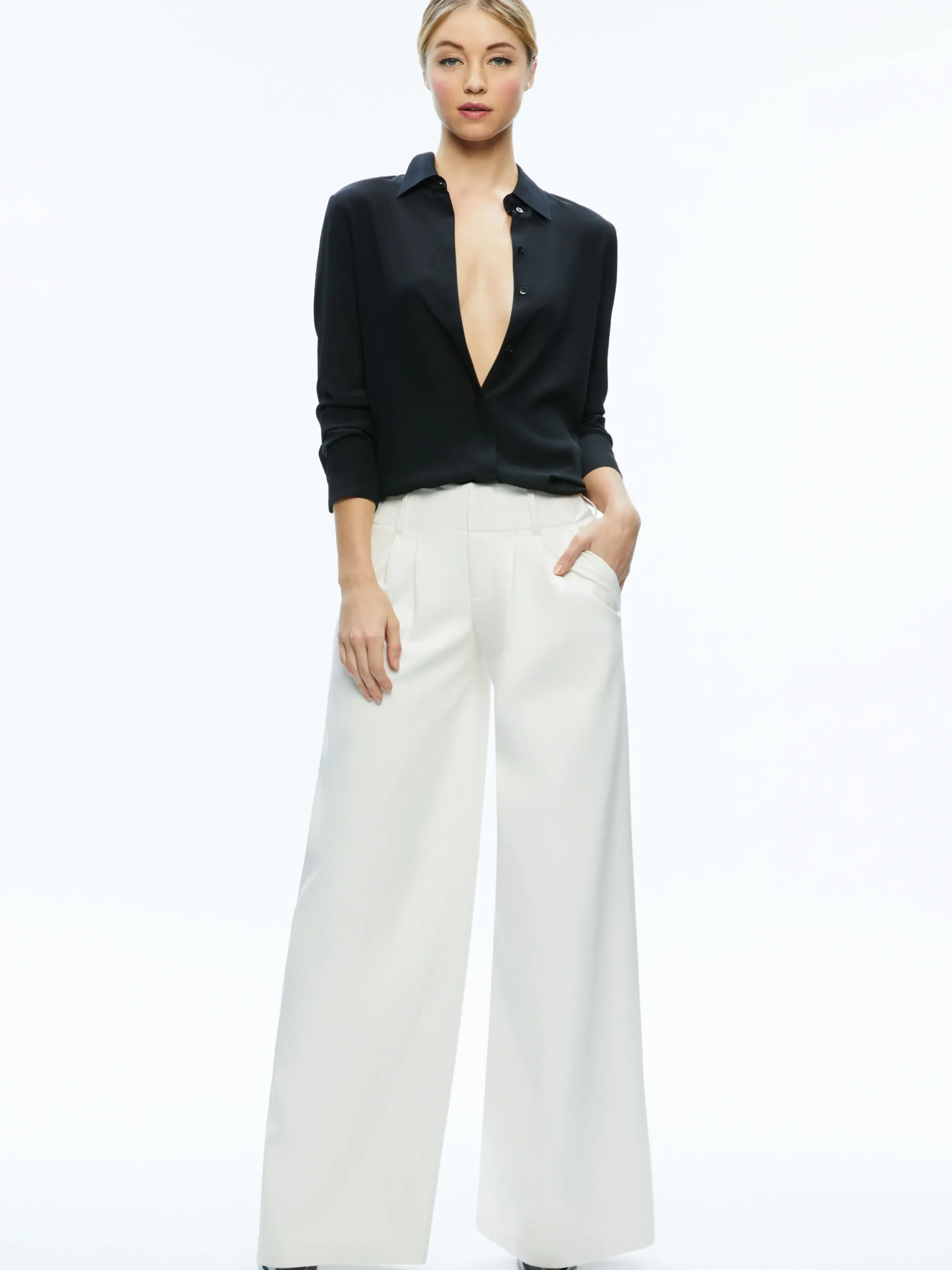Alice and Olivia VEGAN LEATHER|ESSENTIALS*ANDERS VEGAN LEATHER LOW RISE PANT