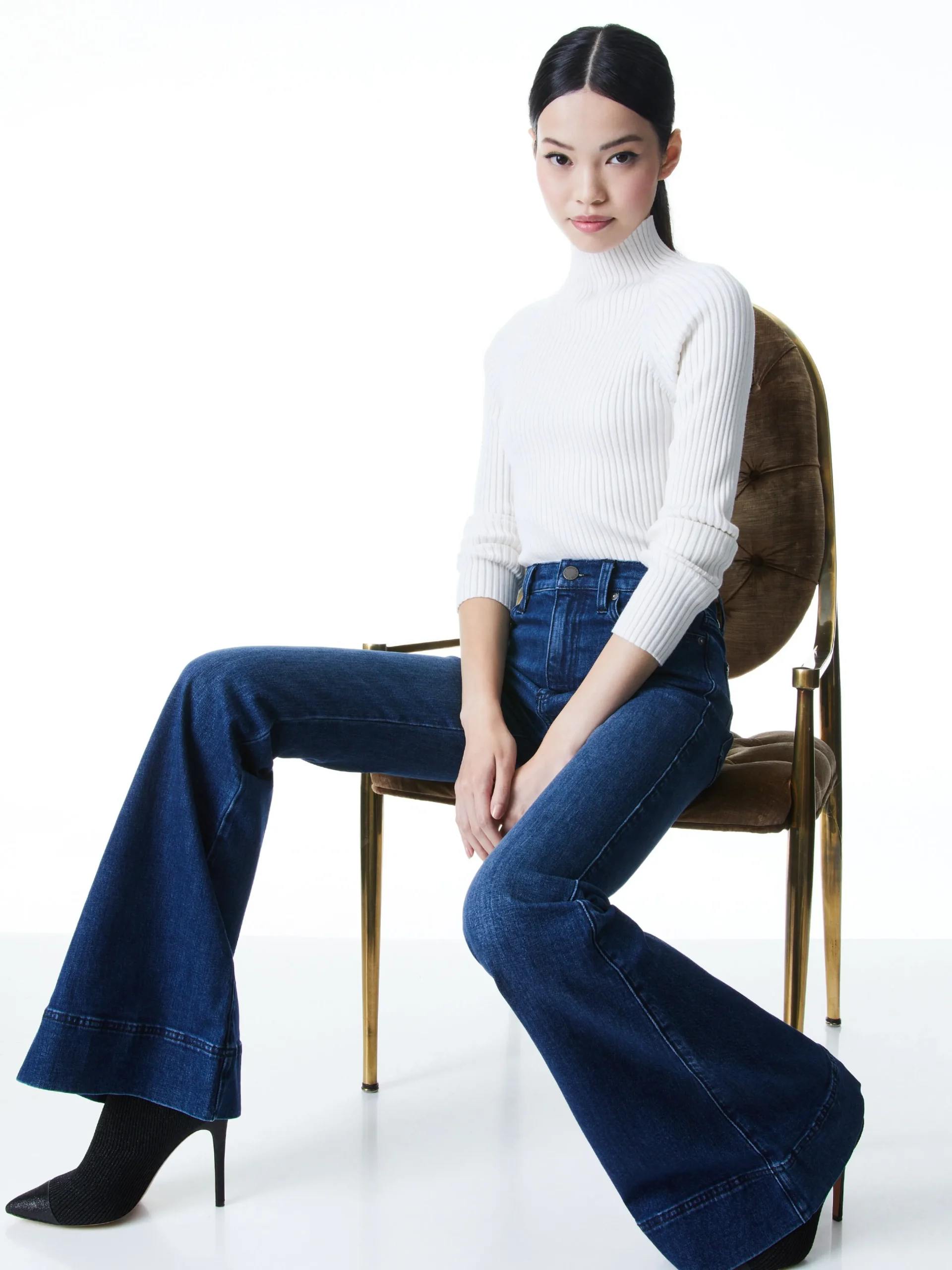 Alice and Olivia JEAN SHOP|ESSENTIALS*BEAUTIFUL HIGH RISE BELL