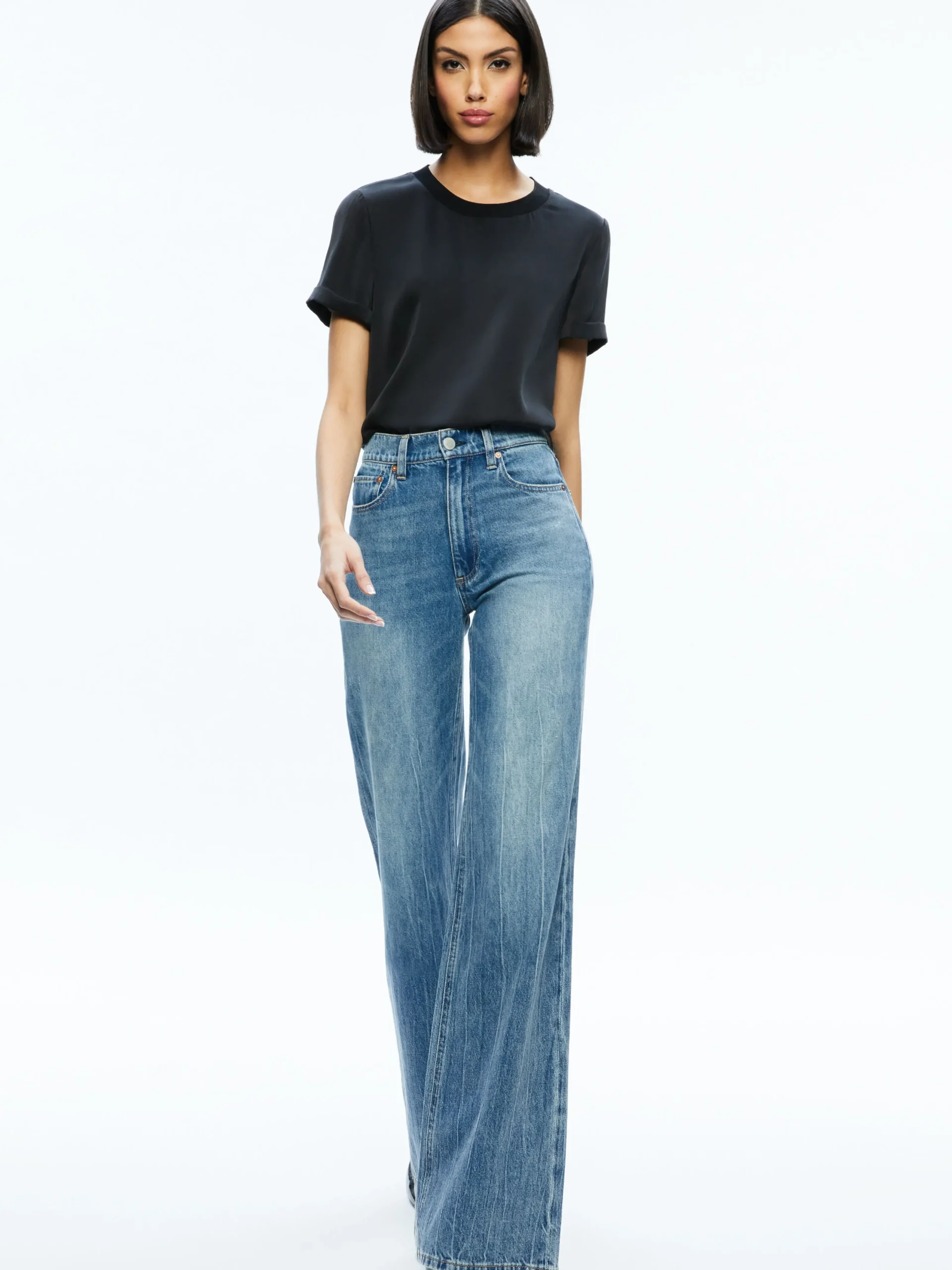 Alice and Olivia ESSENTIALS|TOPS*BRADEN DROP SHOULDER TEE