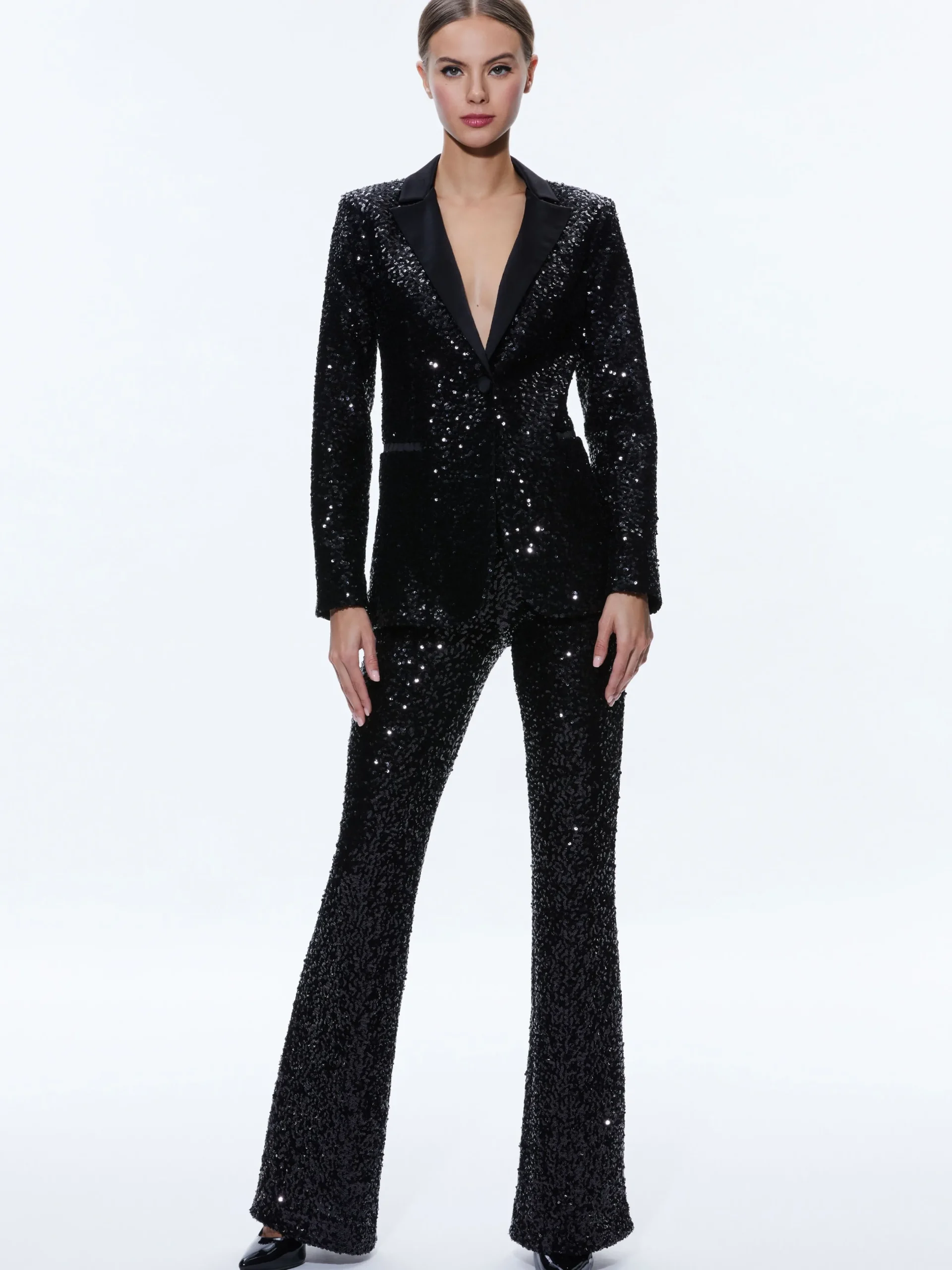 Alice and Olivia MATCHING SETS*BREANN SEQUIN FITTED BLAZER + LARA SEQUIN BOOTCUT PANT