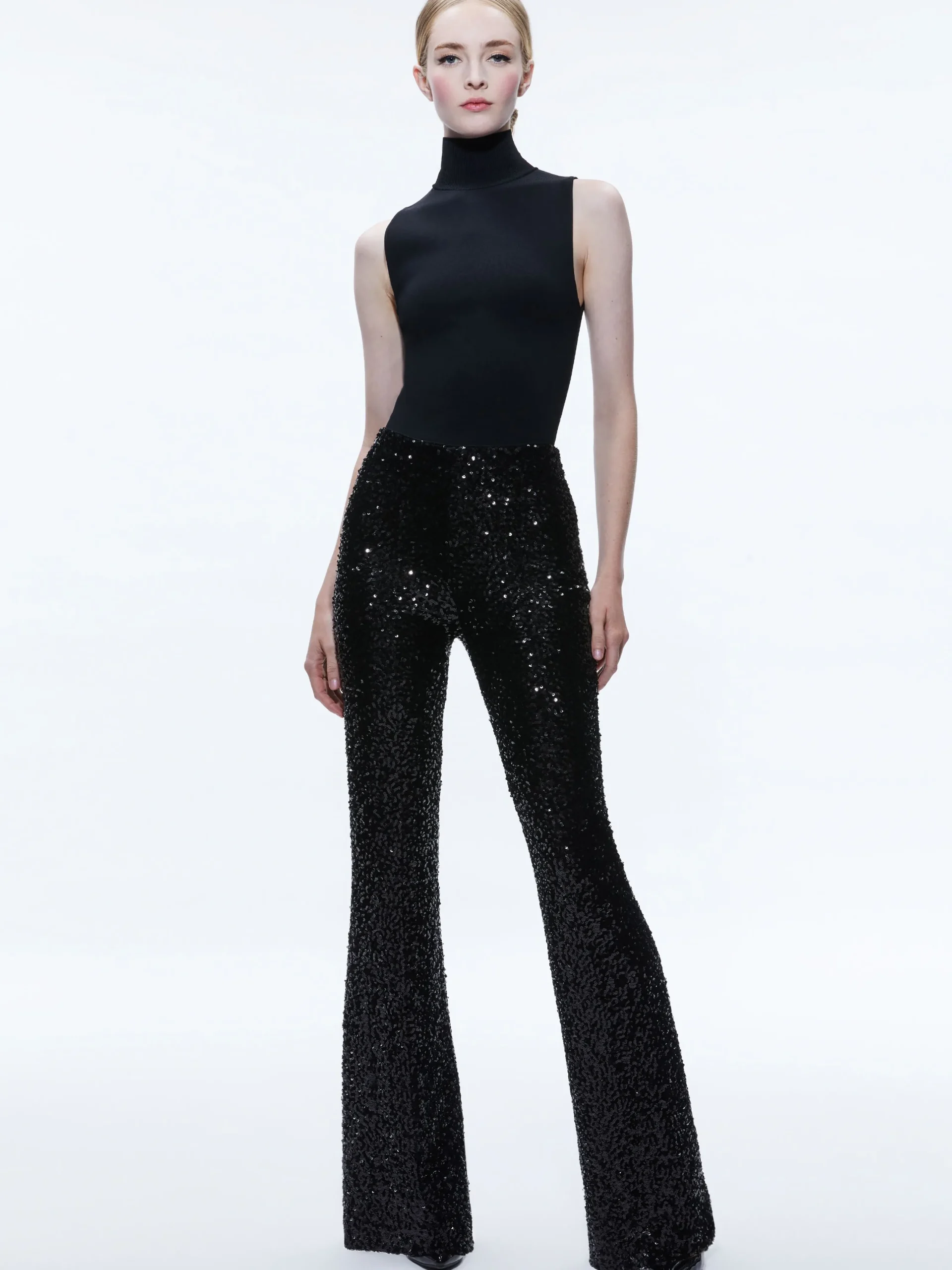 Alice and Olivia MATCHING SETS*BREANN SEQUIN FITTED BLAZER + LARA SEQUIN BOOTCUT PANT