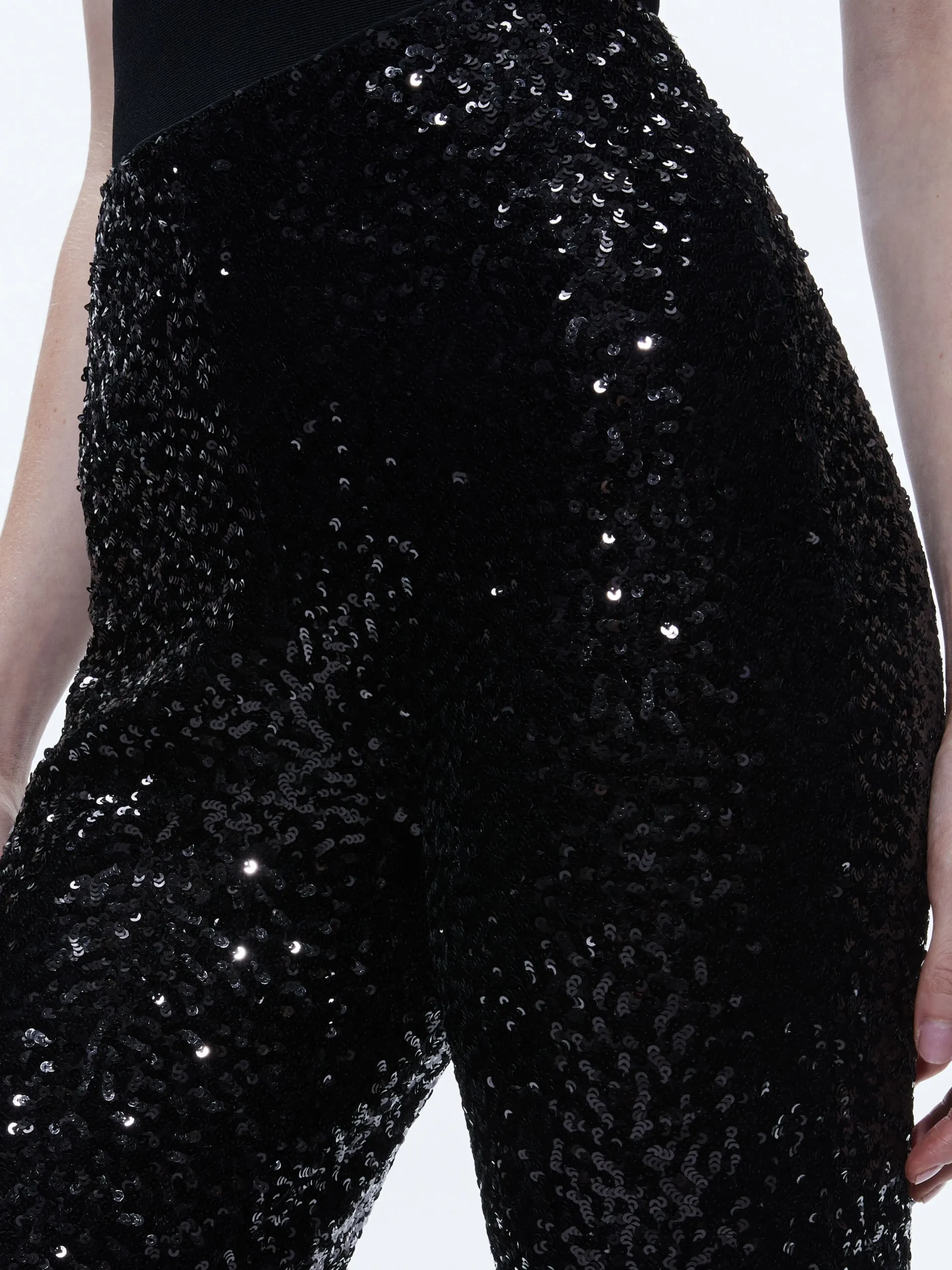 Alice and Olivia MATCHING SETS*BREANN SEQUIN FITTED BLAZER + LARA SEQUIN BOOTCUT PANT