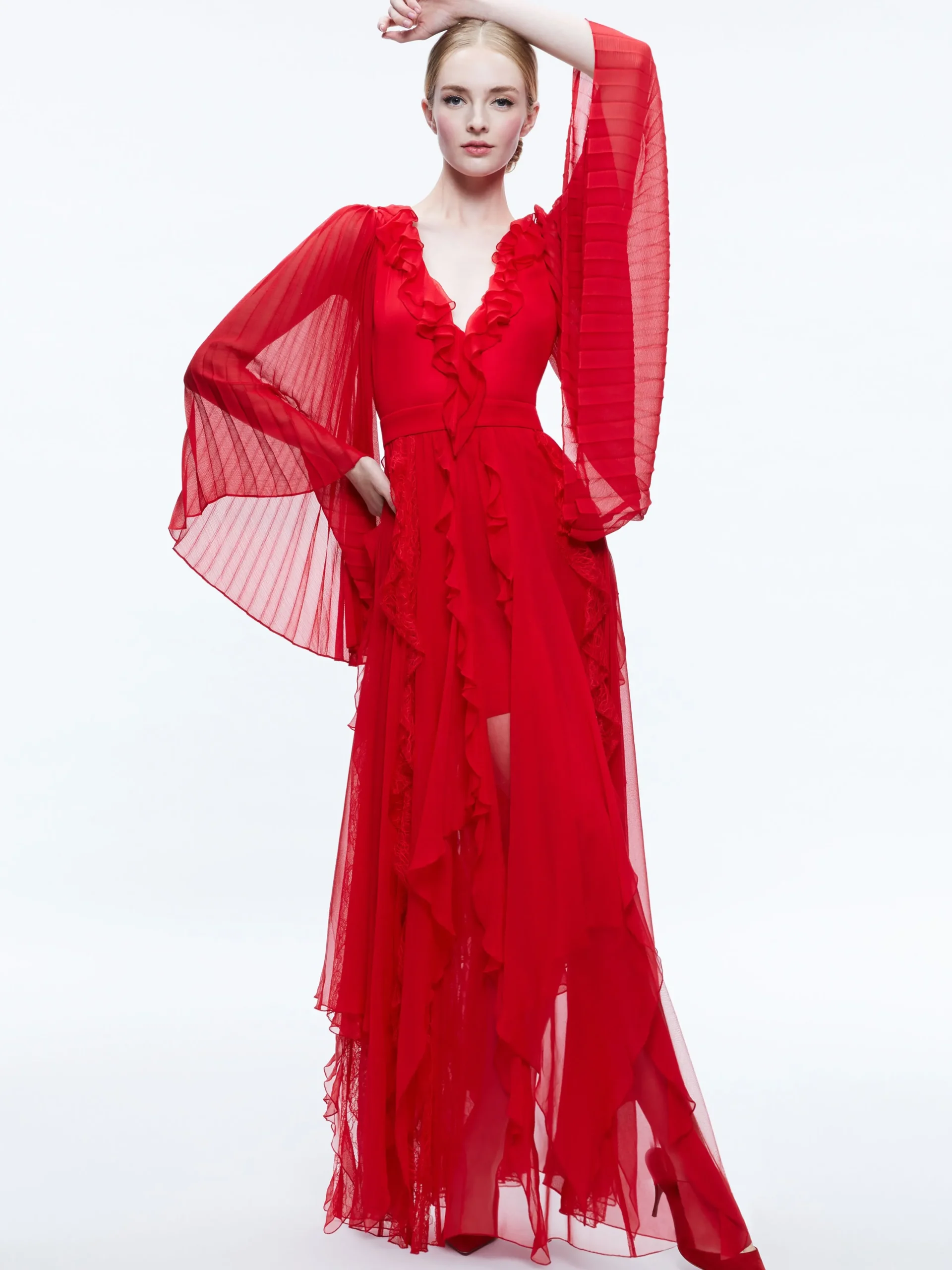 Alice and Olivia GUEST OF|MAXI*DAY SUNBURST SLEEVE MAXI DRESS