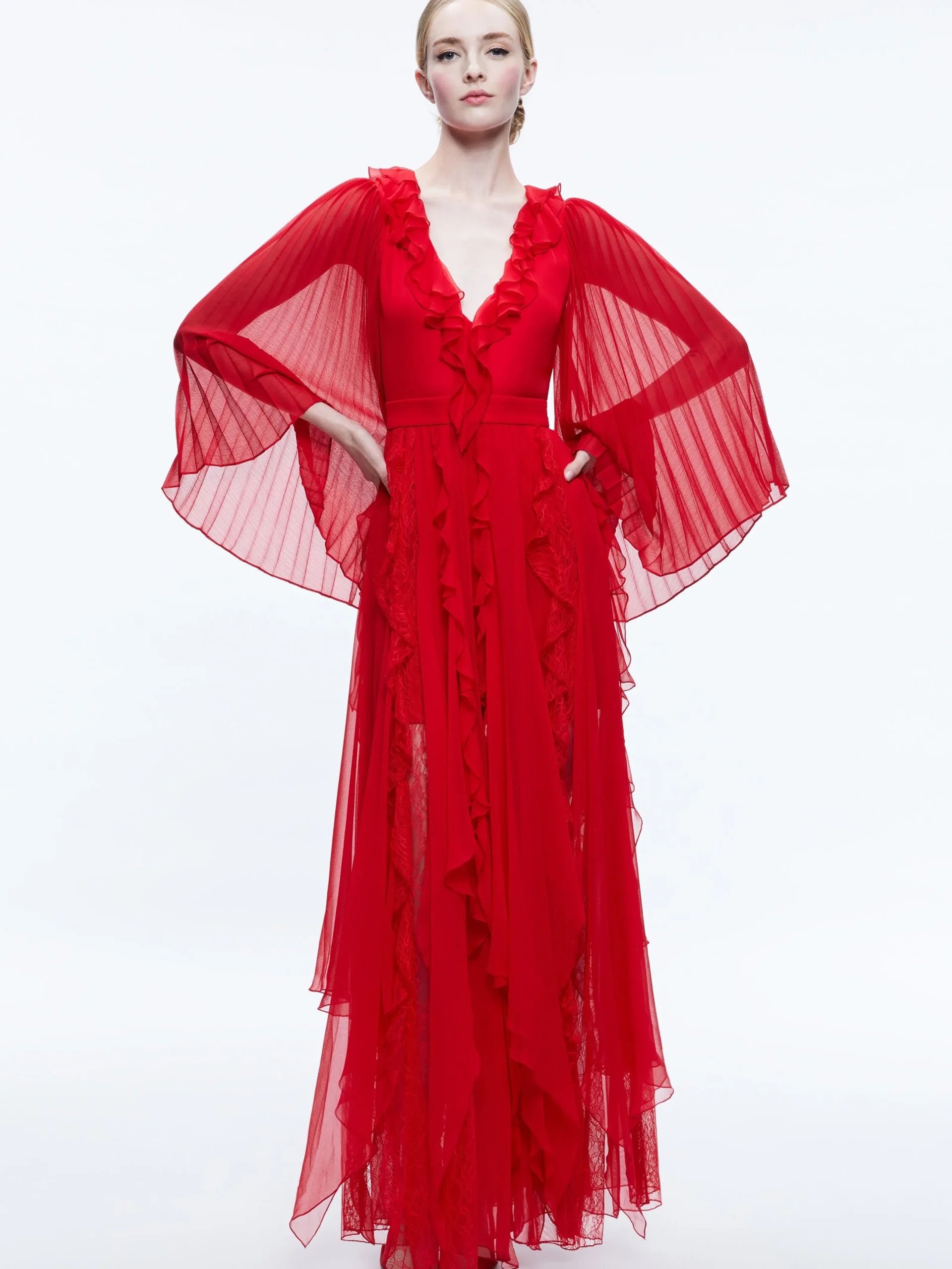 Alice and Olivia GUEST OF|MAXI*DAY SUNBURST SLEEVE MAXI DRESS