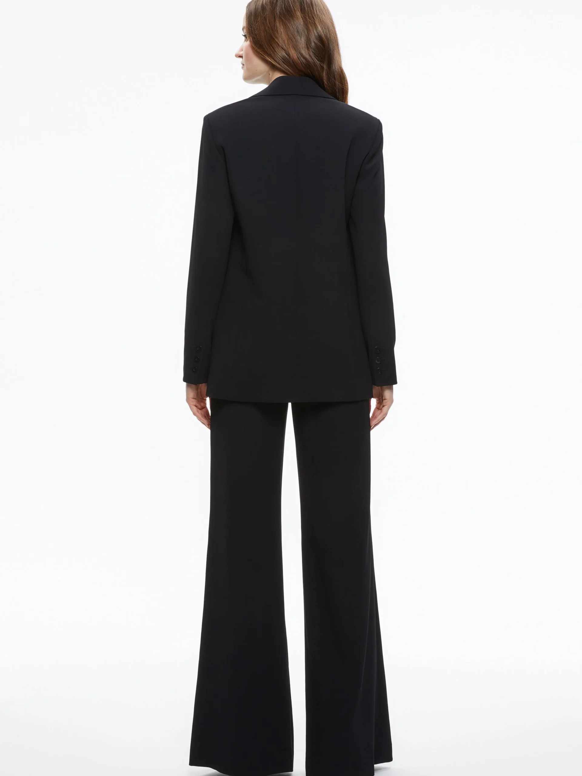 Alice and Olivia ESSENTIALS|THE WORKWEAR EDIT*DENNY NOTCH COLLAR BOYFRIEND BLAZER