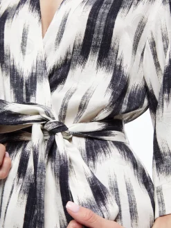 Alice and Olivia JACKETS + COATS*DOMINO KIMONO WITH TIE BELT