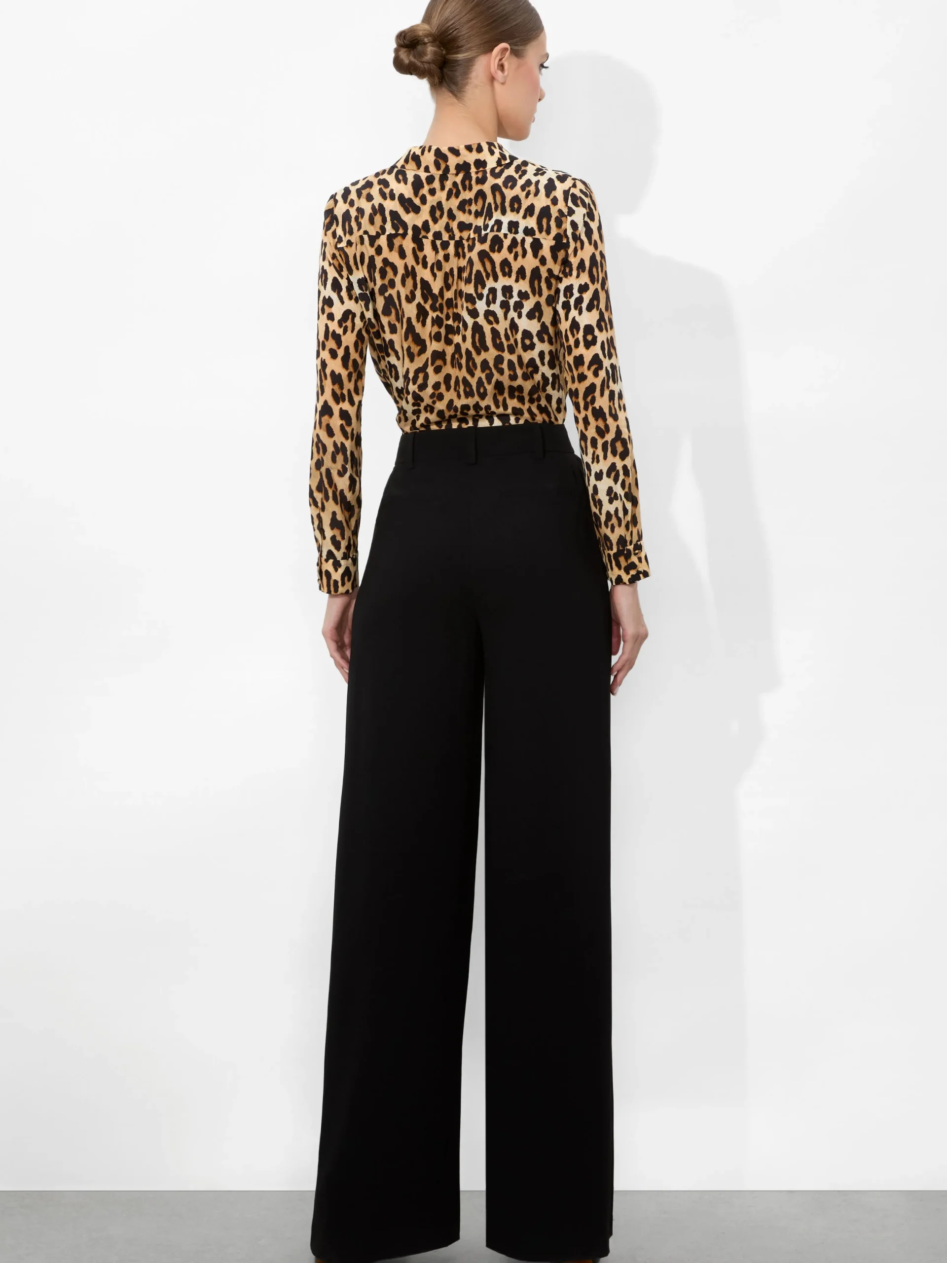 Alice and Olivia TOPS*ELOISE BUTTON DOWN LEOPARD BLOUSE