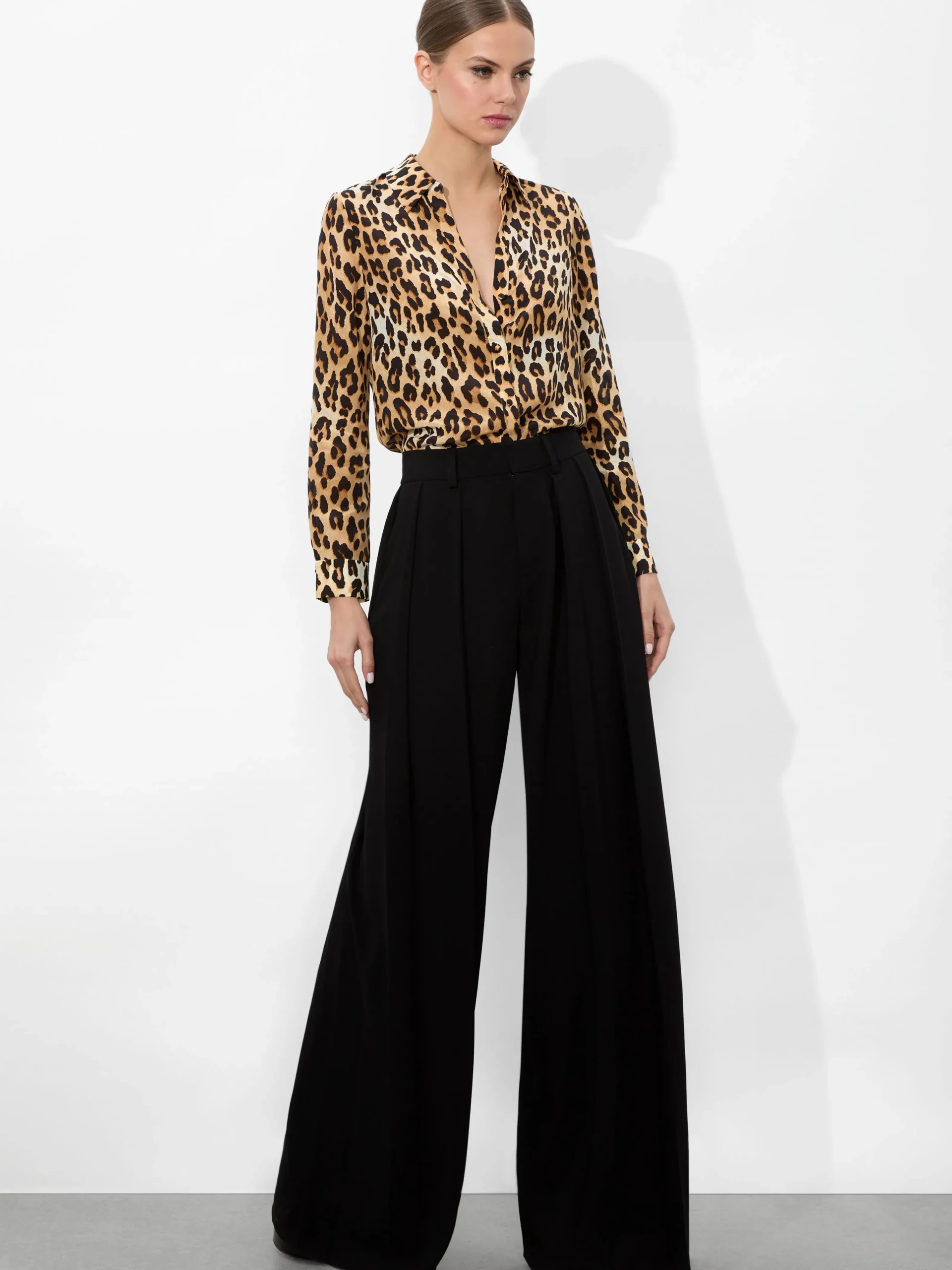 Alice and Olivia TOPS*ELOISE BUTTON DOWN LEOPARD BLOUSE
