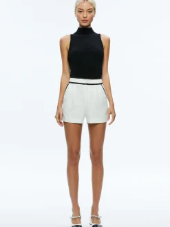 Alice and Olivia ESSENTIALS|THE WORKWEAR EDIT*ESTA PLEATED CONTRAST TRIM SHORT