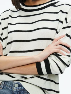Alice and Olivia ESSENTIALS|SWEATERS*FILA CREWNECK PULLOVER