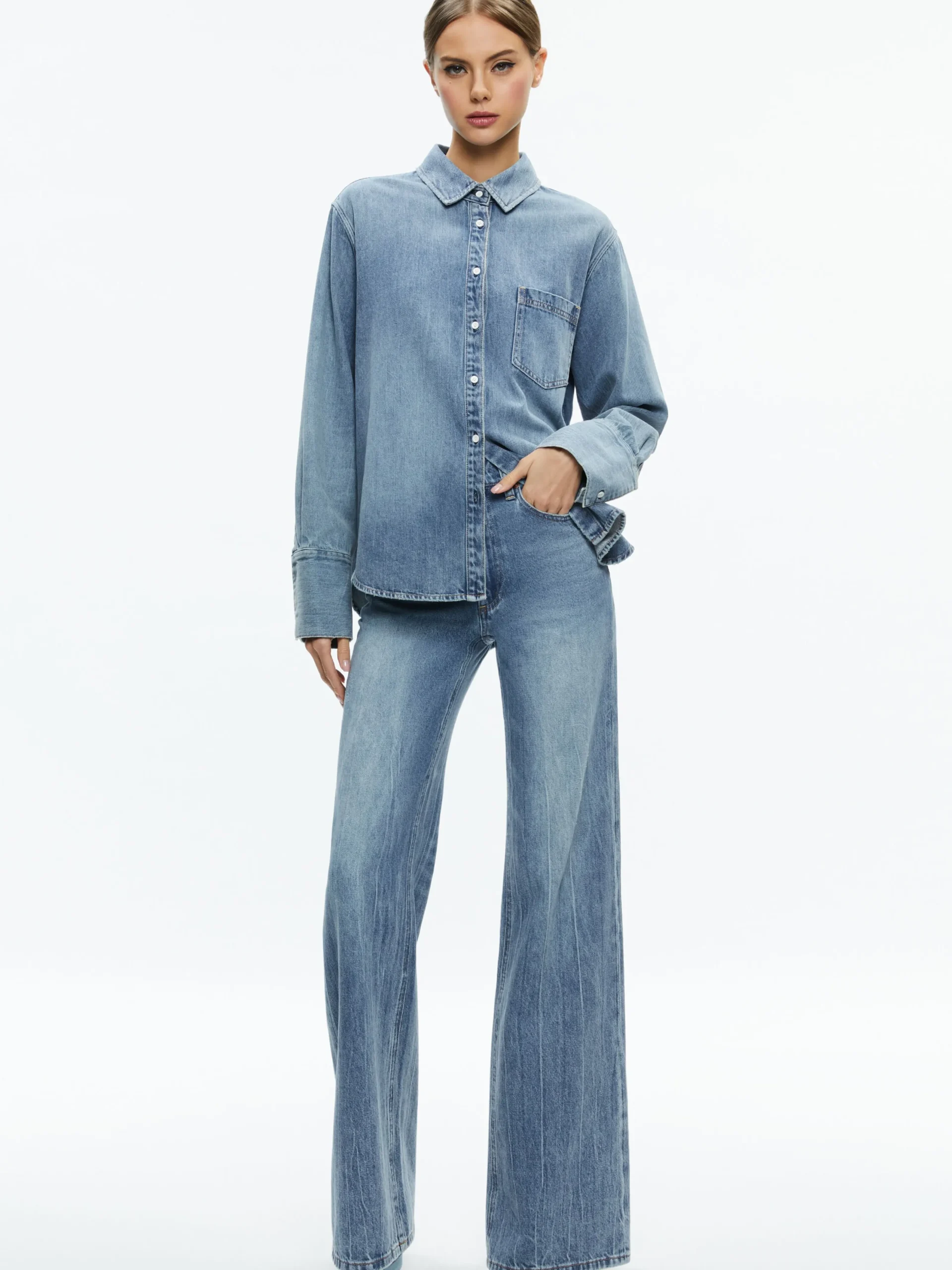 Alice and Olivia JEAN SHOP|ESSENTIALS*FINELY DENIM BUTTON DOWN