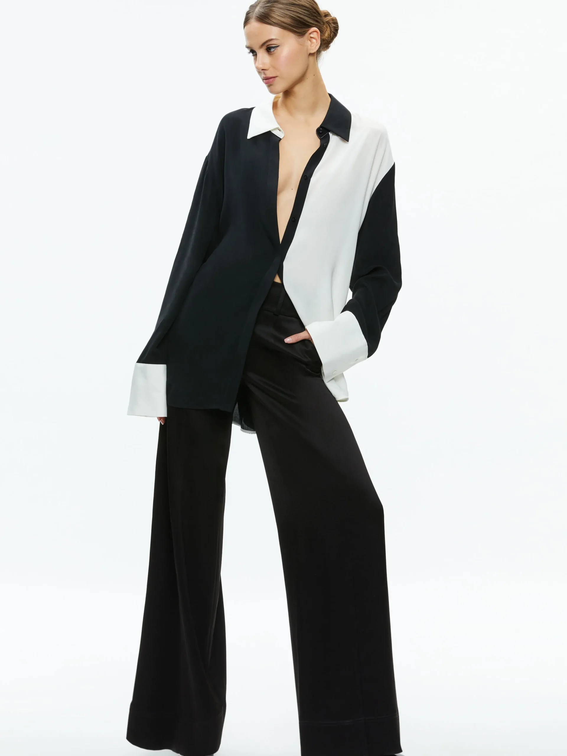 Alice and Olivia STACEY'S FAVORITES|ESSENTIALS*FINELY OVERSIZED BUTTON DOWN SHIRT
