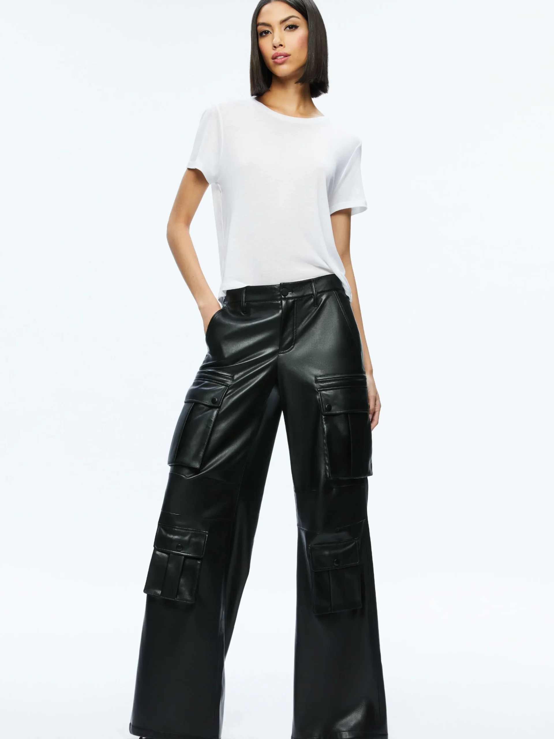 Alice and Olivia VEGAN LEATHER|ESSENTIALS*JOETTE VEGAN LEATHER CARGO PANT
