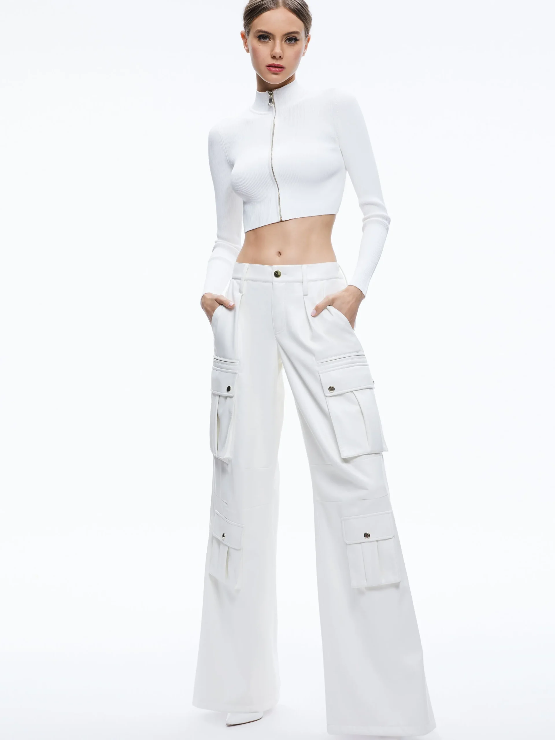 Alice and Olivia VEGAN LEATHER|ESSENTIALS*JOETTE VEGAN LEATHER CARGO PANT