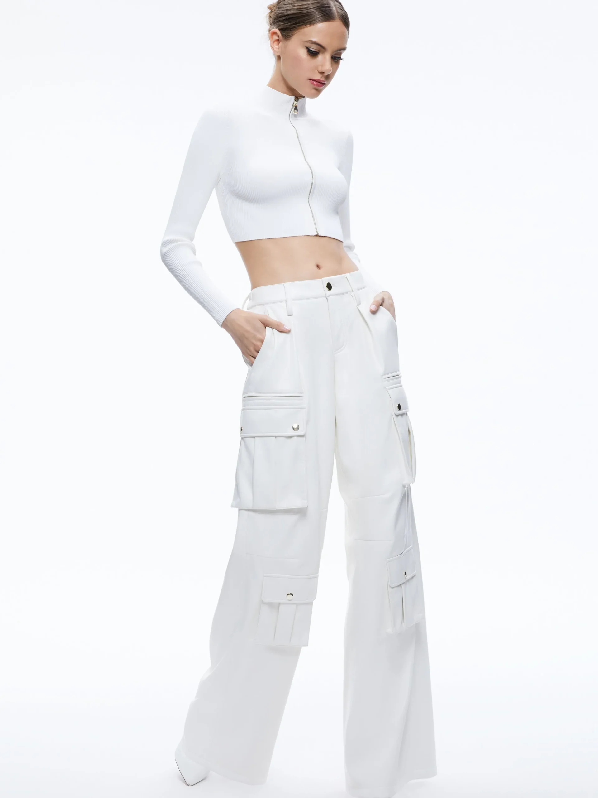 Alice and Olivia VEGAN LEATHER|ESSENTIALS*JOETTE VEGAN LEATHER CARGO PANT
