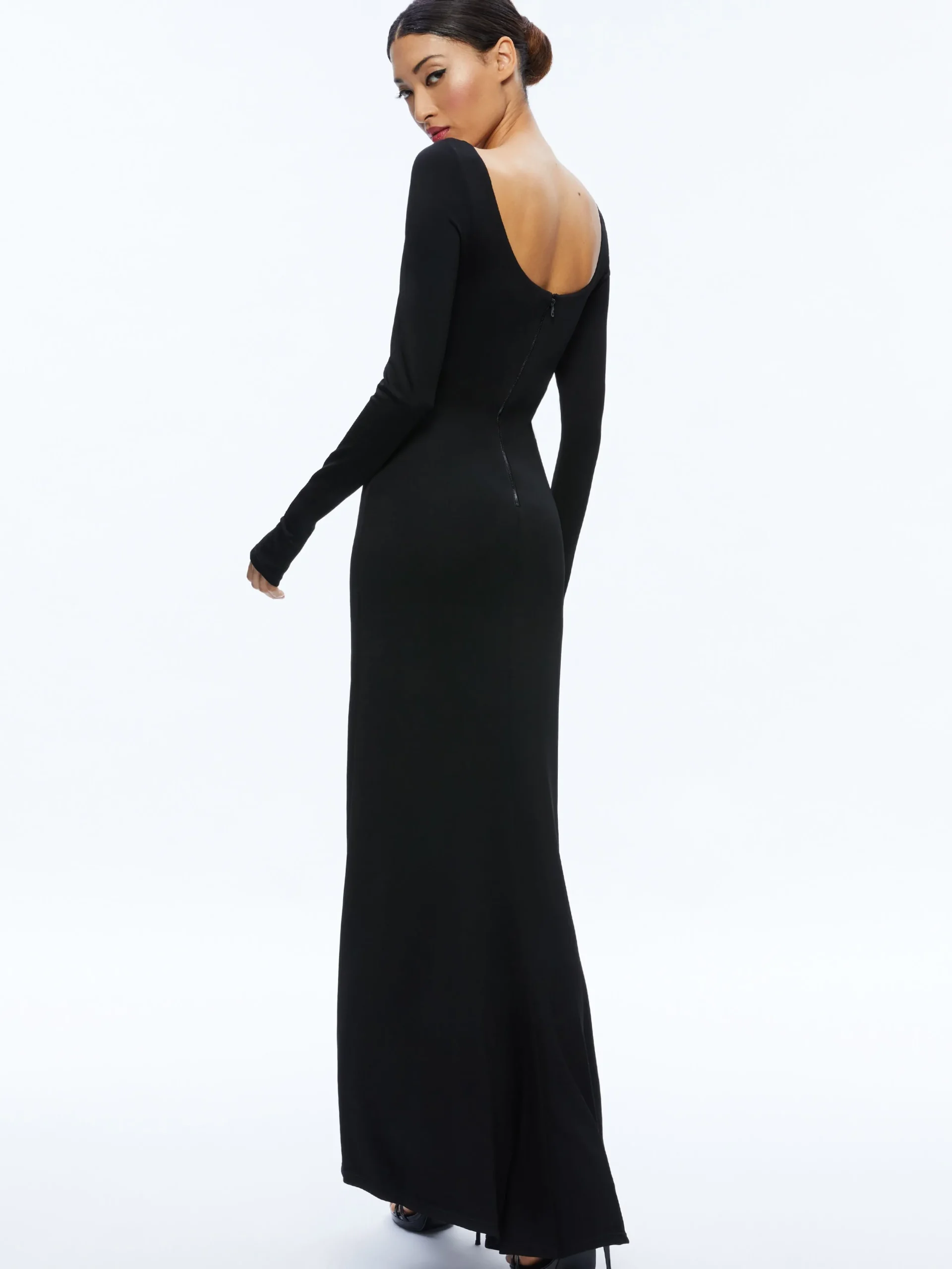 Alice and Olivia MAXI|DRESSES*KALENA SCOOP NECK CUTOUT MAXI DRESS