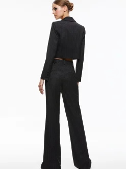 Alice and Olivia ESSENTIALS|SUITS*MYA CROPPED NOTCH COLLAR BLAZER