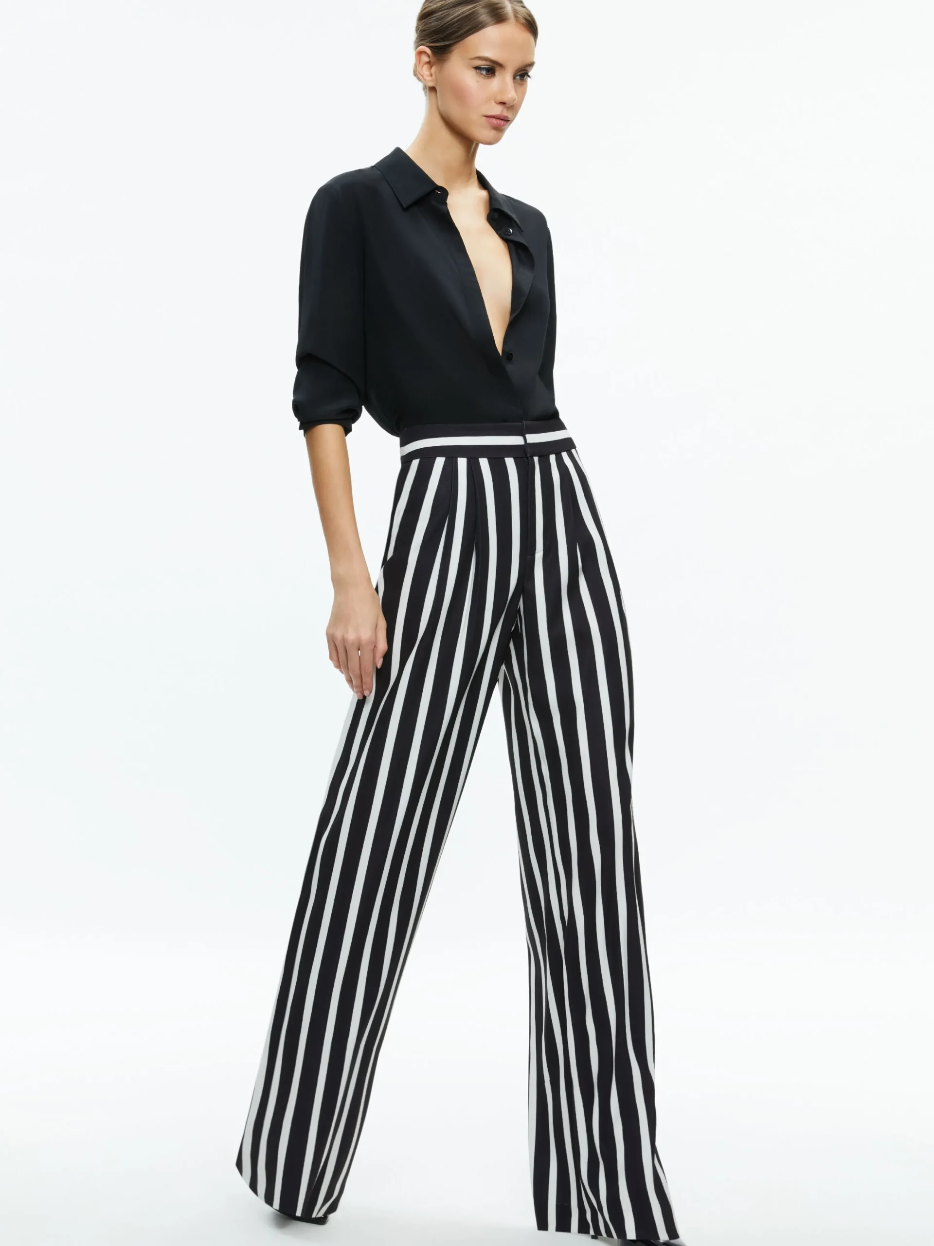 Alice and Olivia ESSENTIALS|THE WORKWEAR EDIT*POMPEY HIGH WAISTED PLEATED PANTS