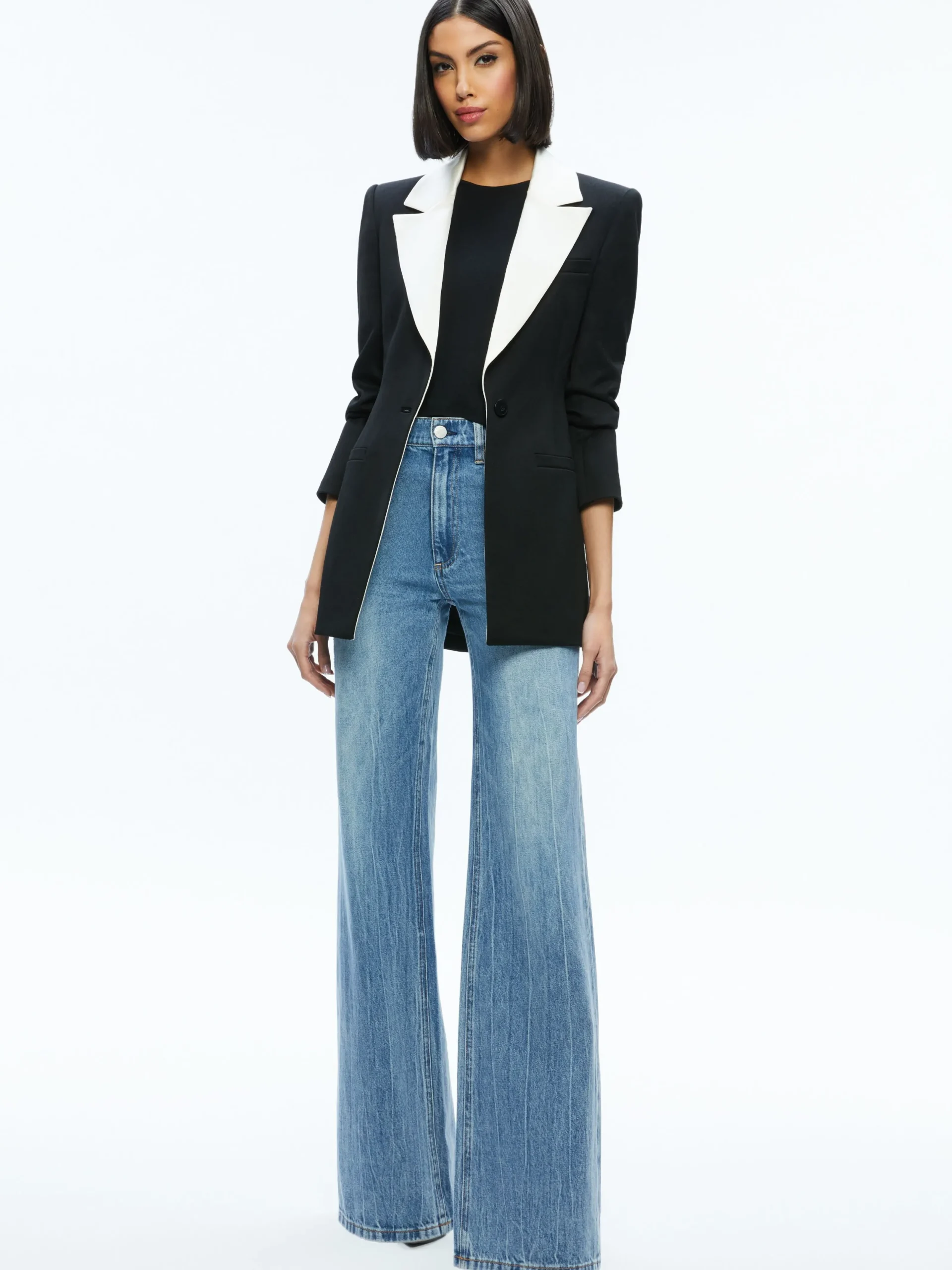Alice and Olivia SUITS|JACKETS + COATS*SILVIE FITTED BLAZER