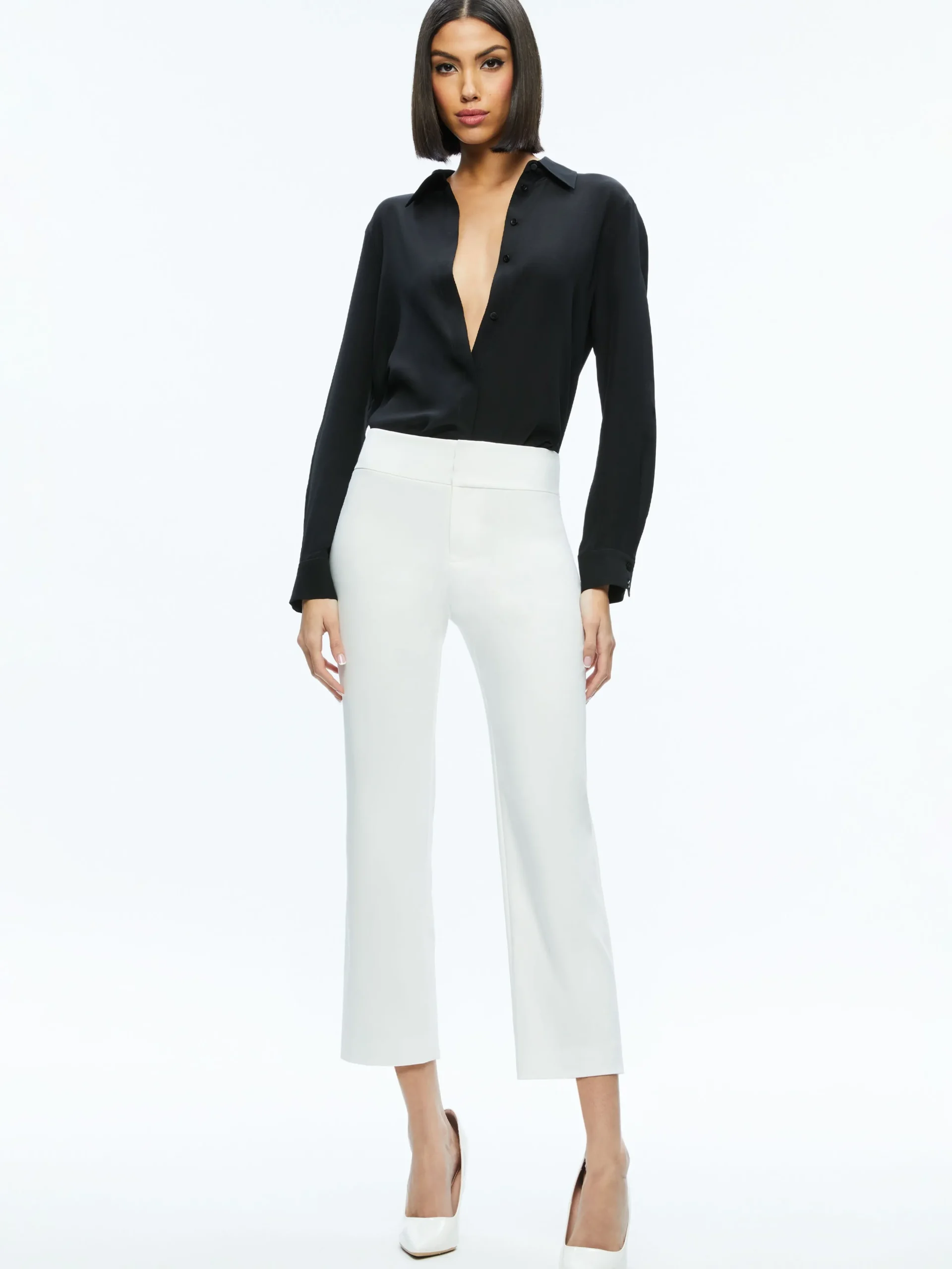 Alice and Olivia ESSENTIALS|THE WORKWEAR EDIT*STACEY LOW RISE KICK FLARE PANT