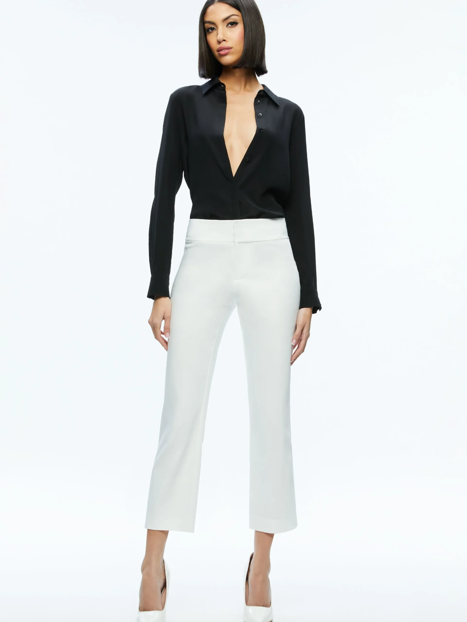 Alice and Olivia ESSENTIALS|THE WORKWEAR EDIT*STACEY LOW RISE KICK FLARE PANT