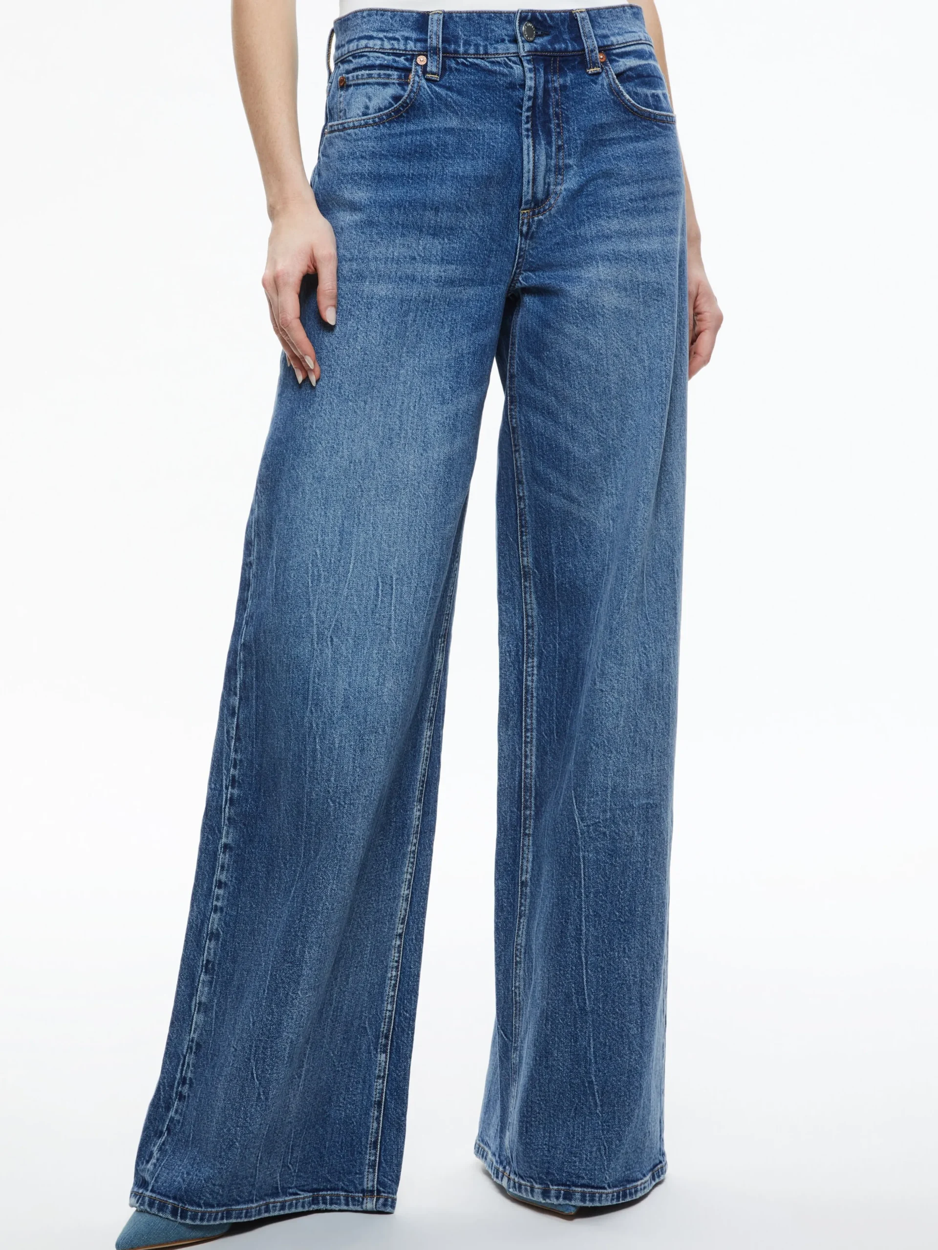 Alice and Olivia JEAN SHOP|VALENTINE'S DAY EDIT*TRISH MID RISE BAGGY JEAN