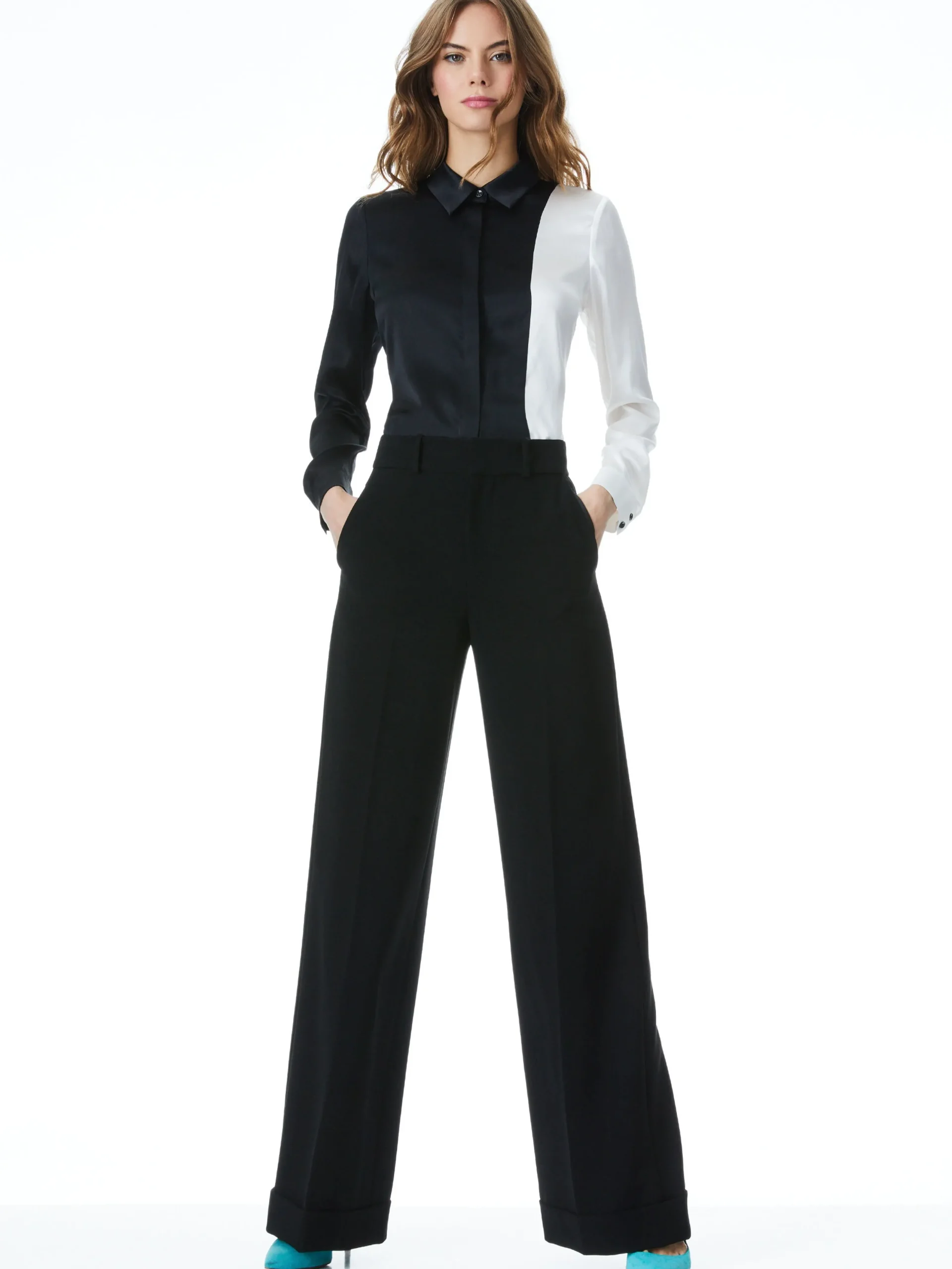 Alice and Olivia ESSENTIALS|THE WORKWEAR EDIT*WILLA PLACKET TOP