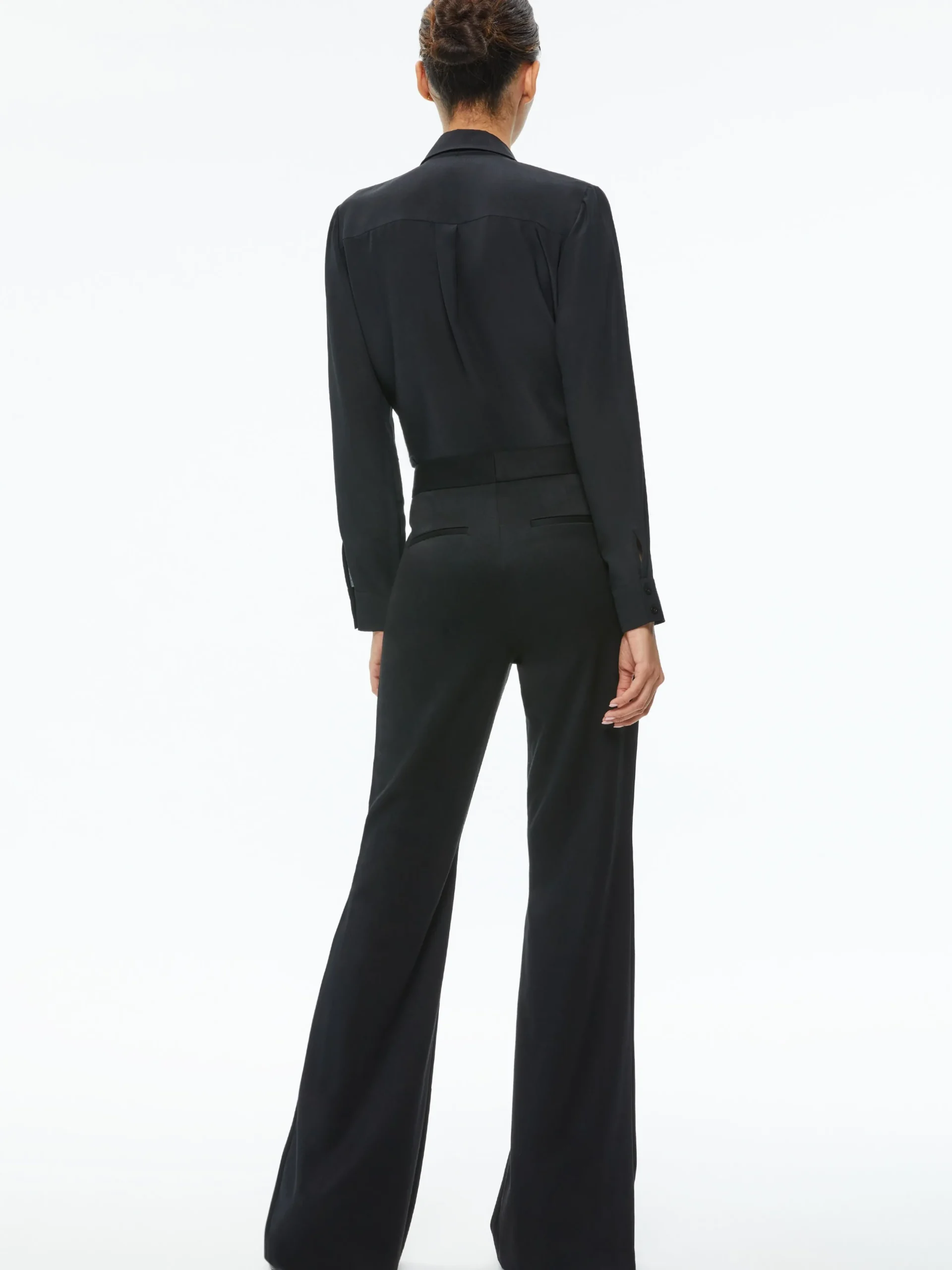 Alice and Olivia TOPS*WILLA PLACKET TOP WITH TIE