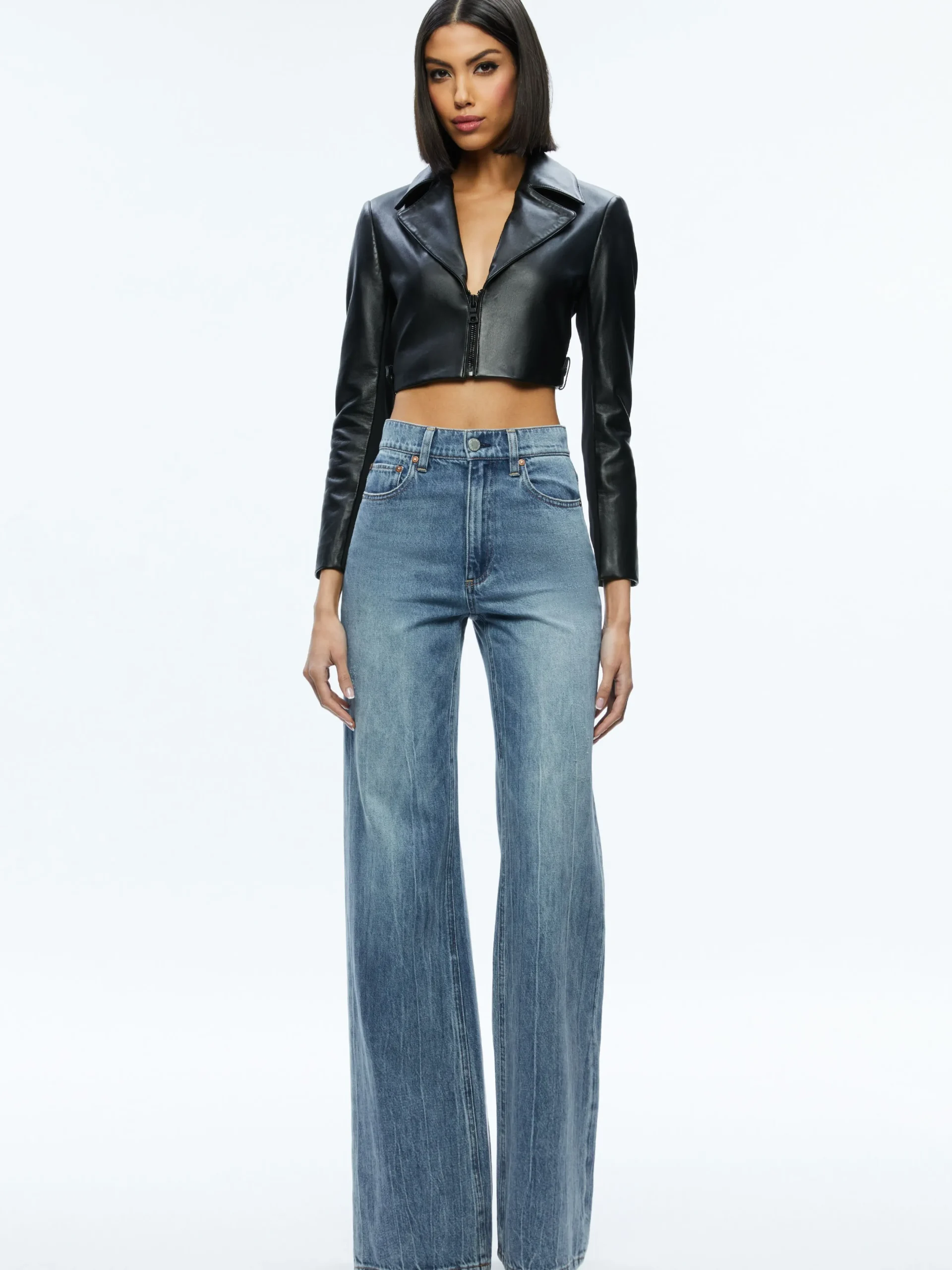 Alice and Olivia ESSENTIALS|VALENTINE'S DAY EDIT*YARDLEY LEATHER CROPPED JACKET